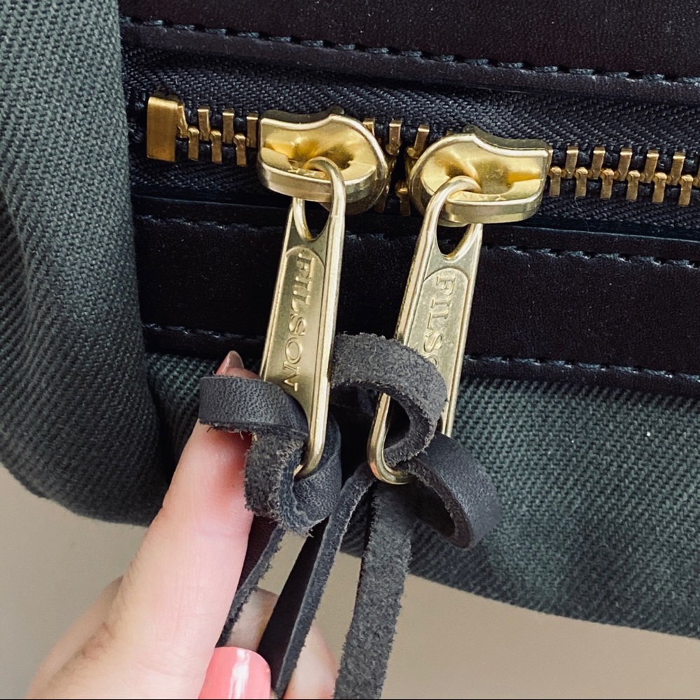 Filson garment bag NWT $775 - Picture 7 of 11